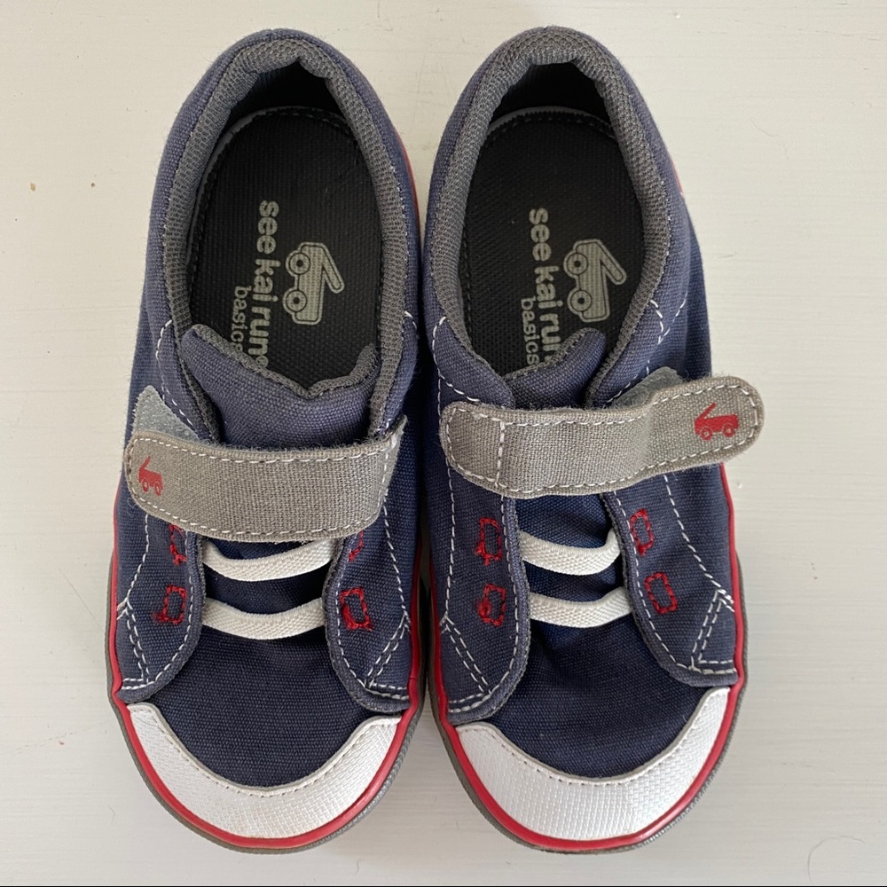See kai run sneakers
